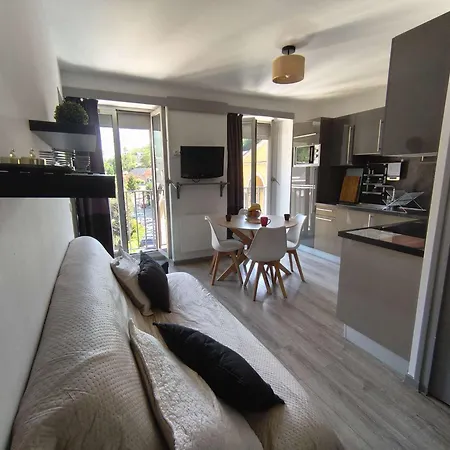 Cauterets: 2 Chambres, Balcon, Wifi - Fr-1-401-26 *
