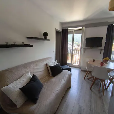 Cauterets: 2 Chambres, Balcon, Wifi - Fr-1-401-26 Cauterets